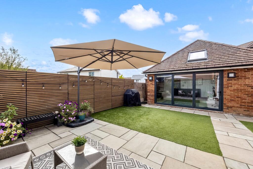 House in Redhill - View 4