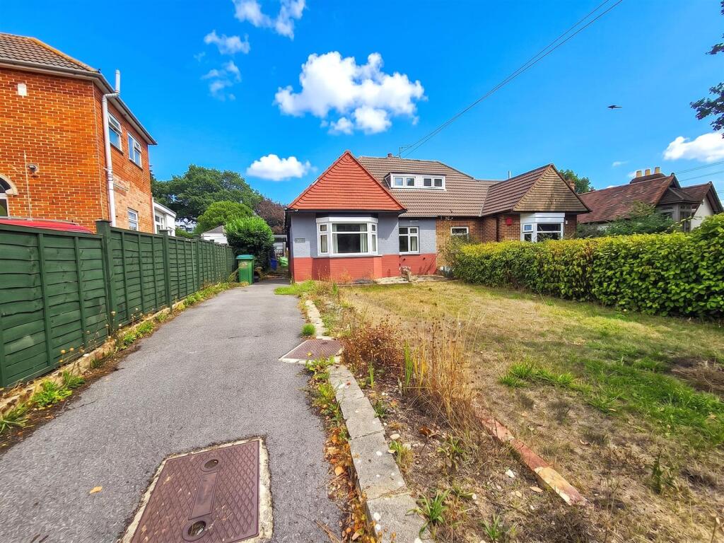House in Fareham, Titchfield Common - View 2