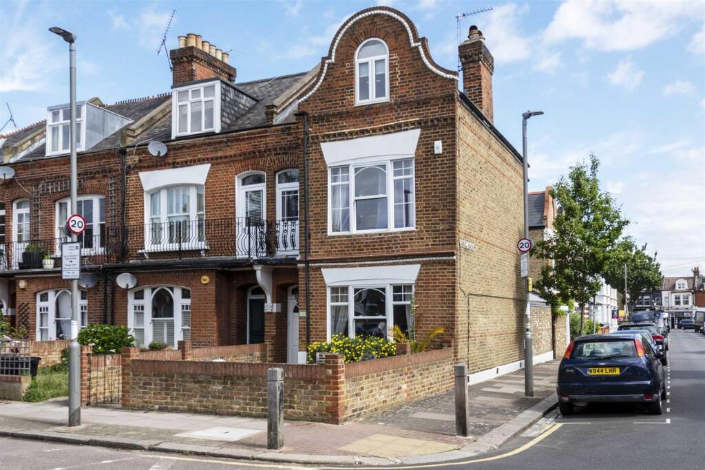 Main image of property: Felsham Road, Putney
