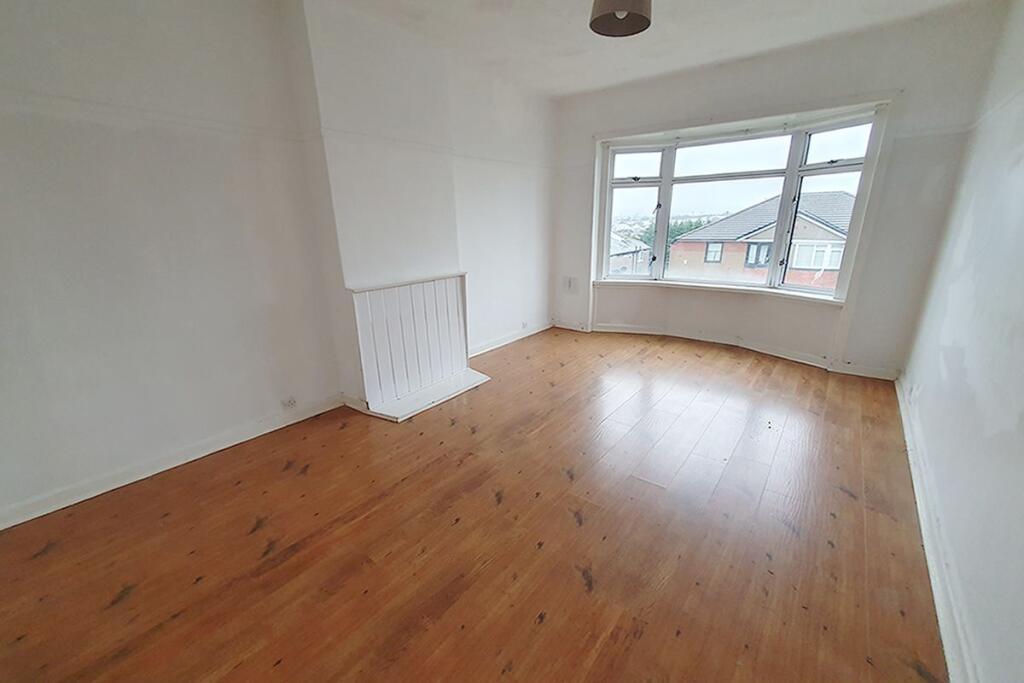 Apartment in Glasgow - View 2