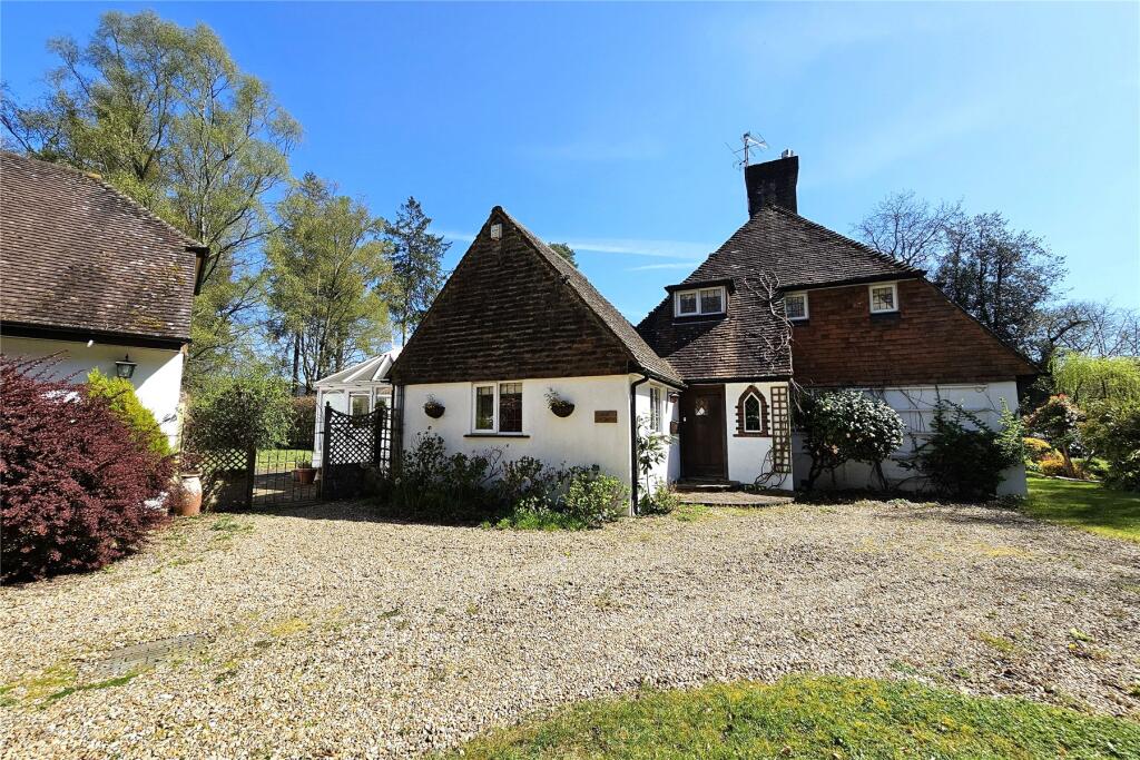 Headley Road, Grayshott, Hampshire, GU26 photo 3
