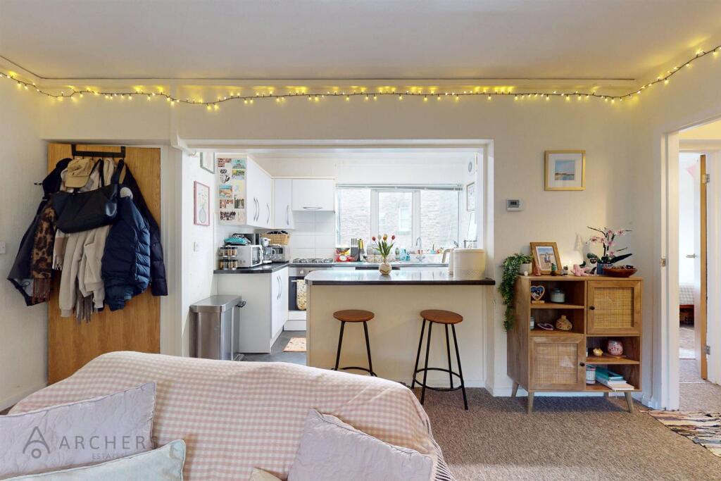 Apartment in Sheffield - View 3