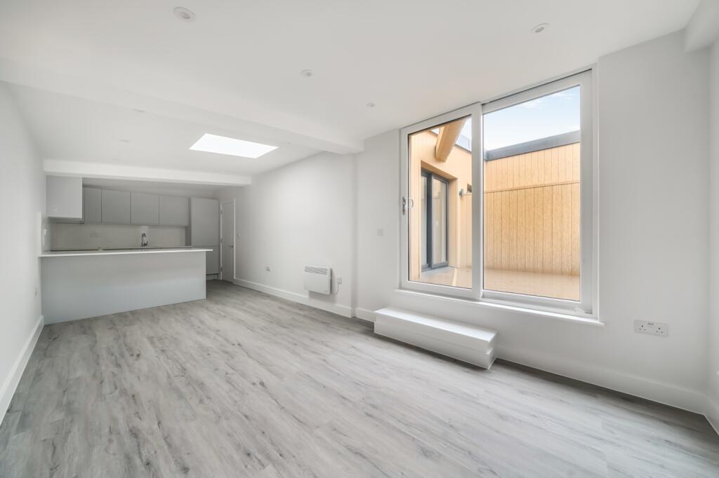 Main image of property: East Street London BR1