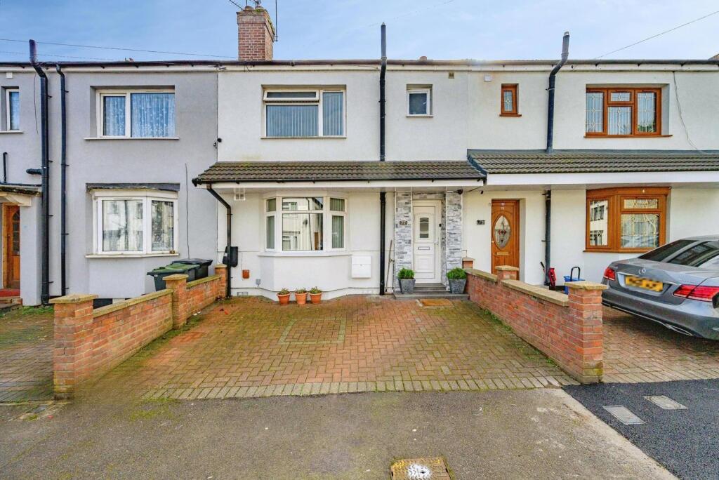 Main image of property: Summerfield Road, LUTON, Bedfordshire, LU1