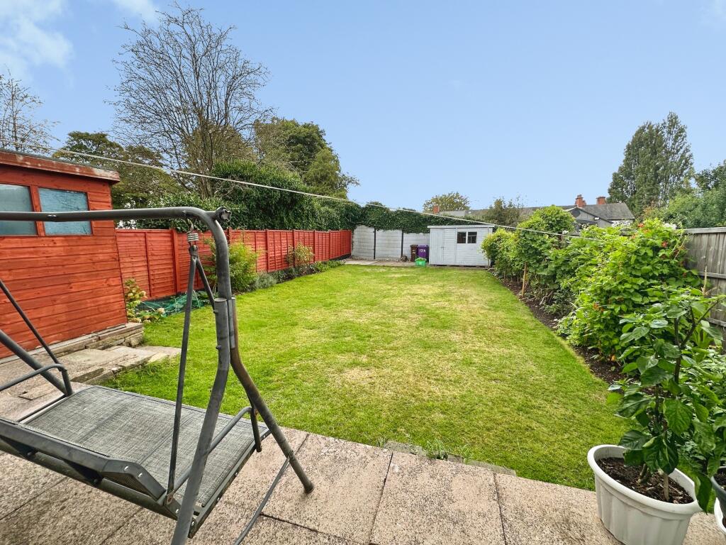 House in Wolverhampton - View 4
