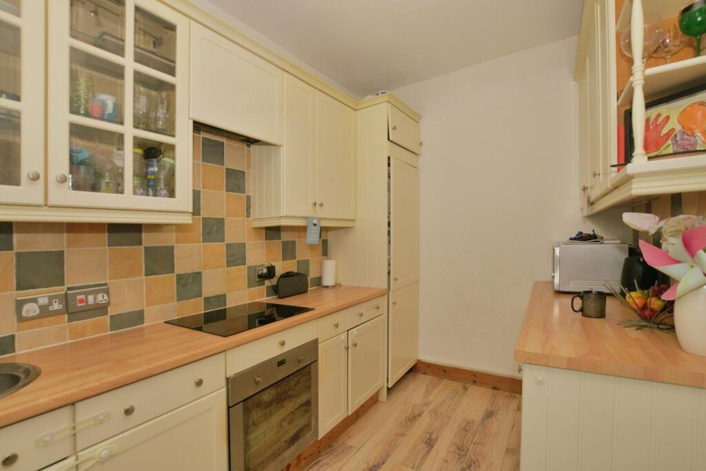 Apartment in Sandgate, Golden Valley - View 5