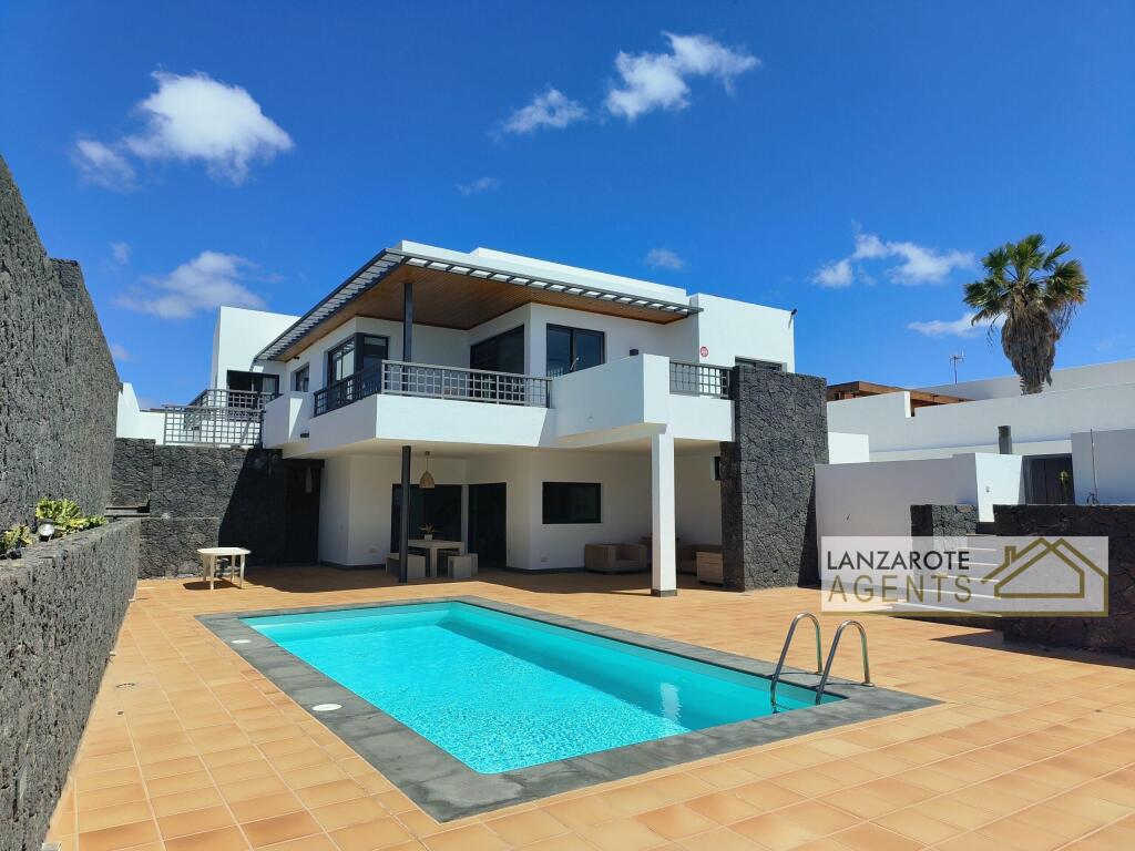 Main image of property: Canary Islands, Lanzarote, Puerto Calero