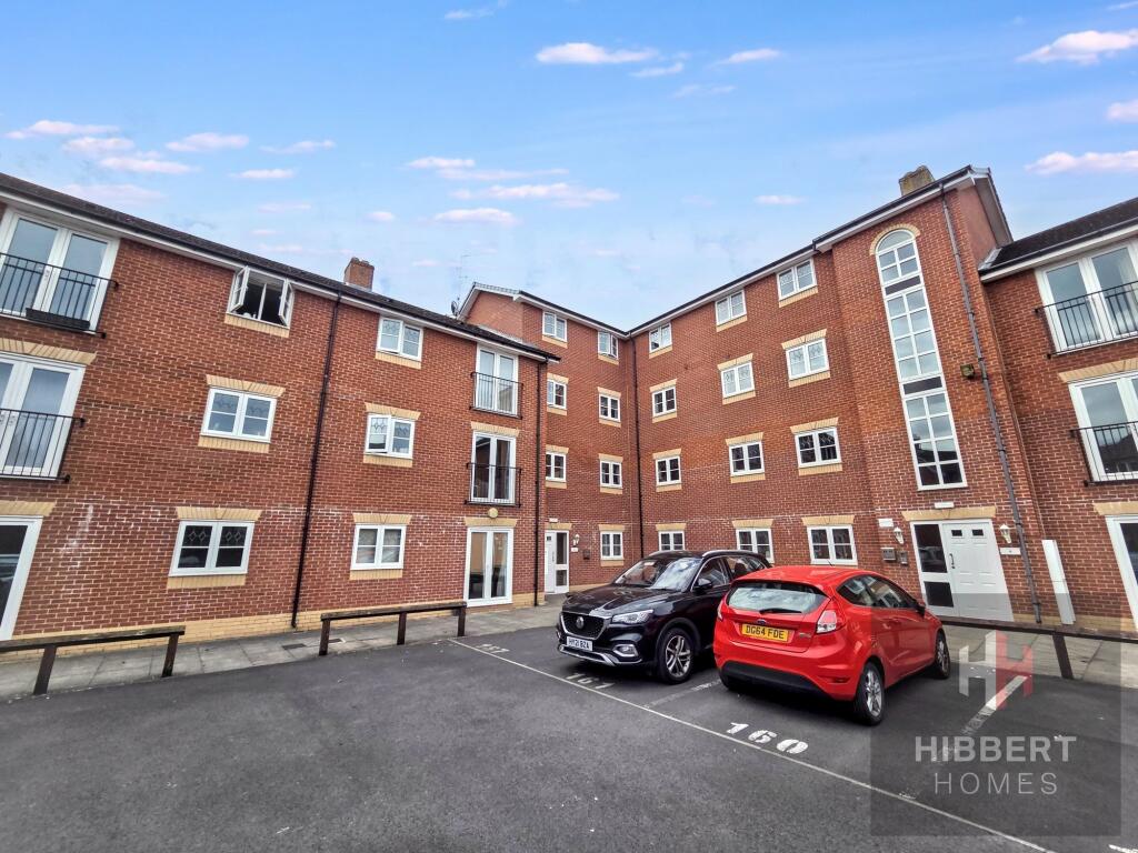 Main image of property: Lawnhurst Avenue, Baguley