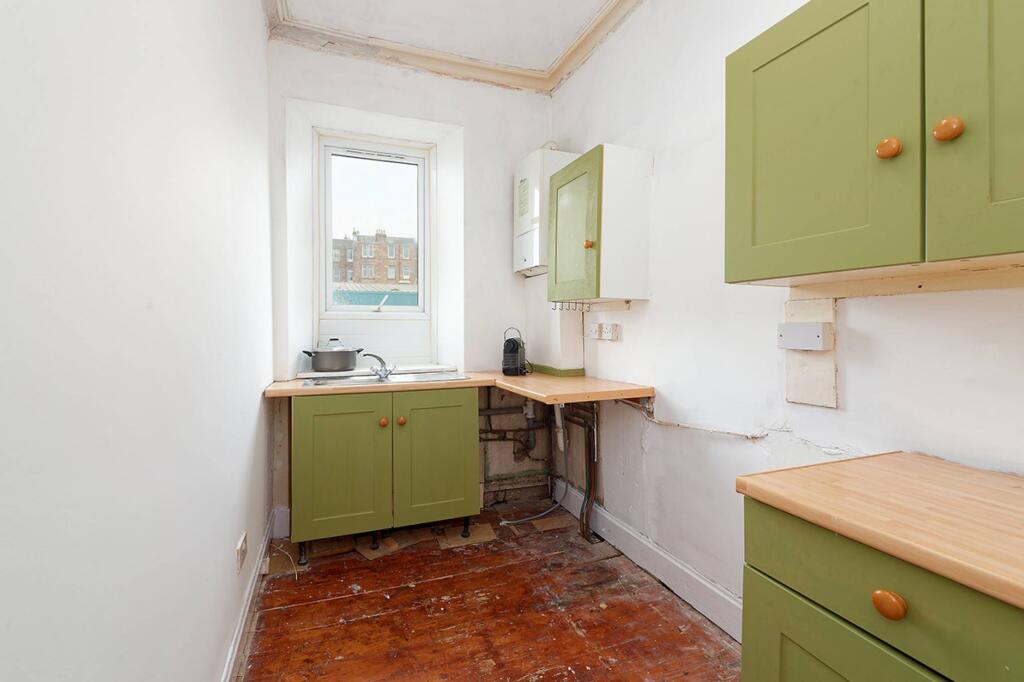 Apartment in Helensburgh, Craigendoran - View 5