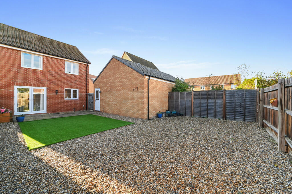 Exning, Newmarket photo 4