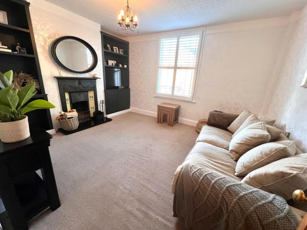 Raynsford Road, Dallington, Northampton NN5 photo 4