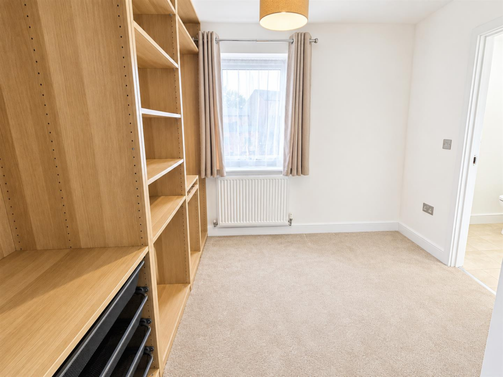 House in Manchester, Greater Manchester - More