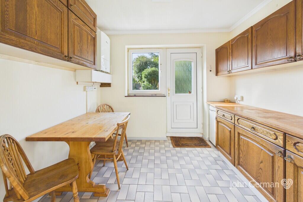 House in Leicester - View 5