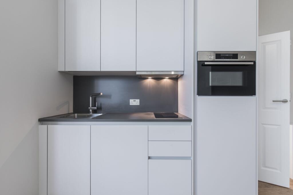 Main image of property: Flat 1 119 Uxbridge Road