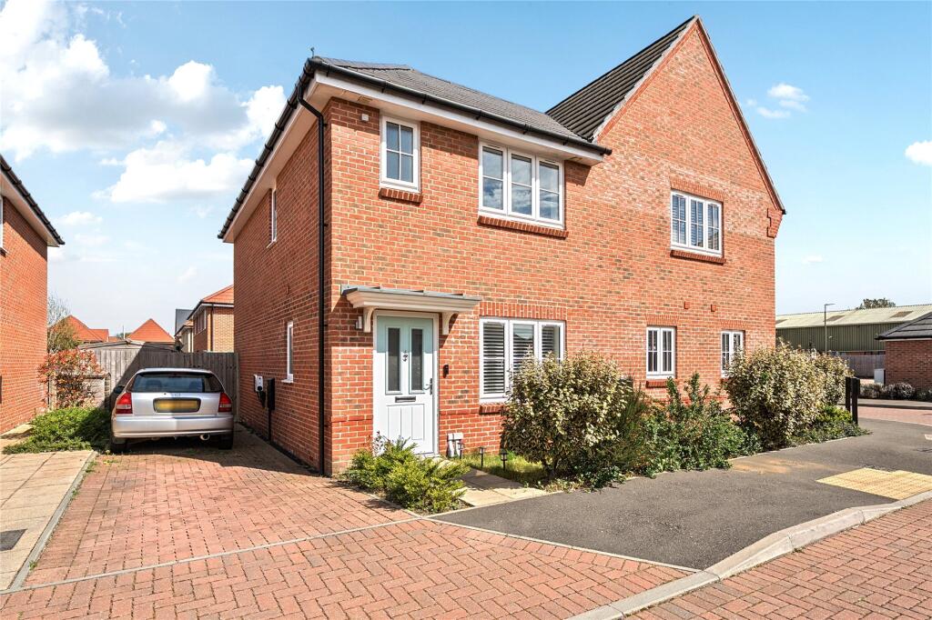 Main image of property: Clockbarn Way, Send, Surrey, GU23