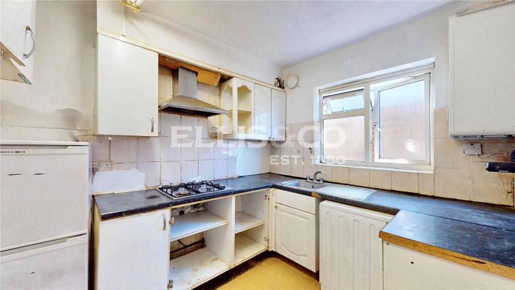 House in London - View 5