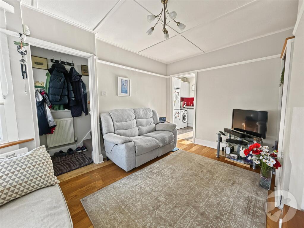 House in Dartford - View 4