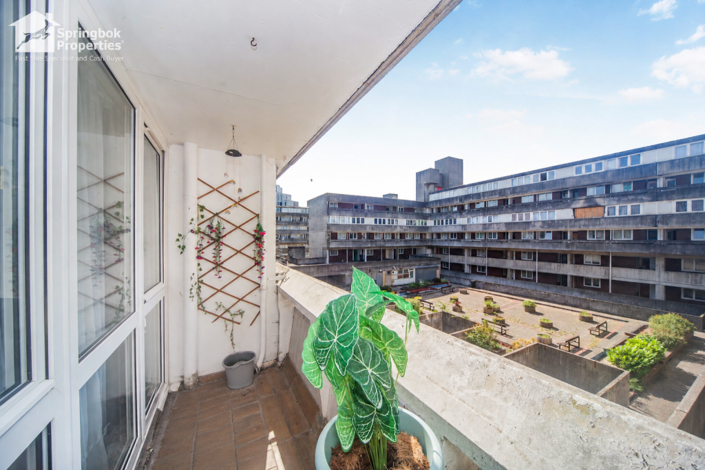 Apartment in Southampton - View 3