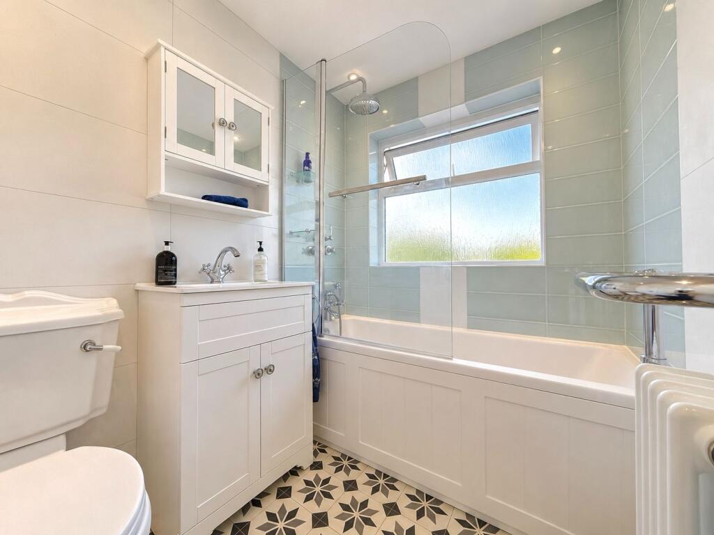 Middle Lane, Nr Wythall, B38 0DY photo 3