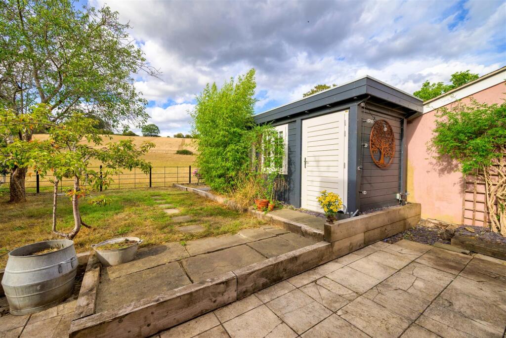 House in South Oxfordshire, Harpsden - View 4