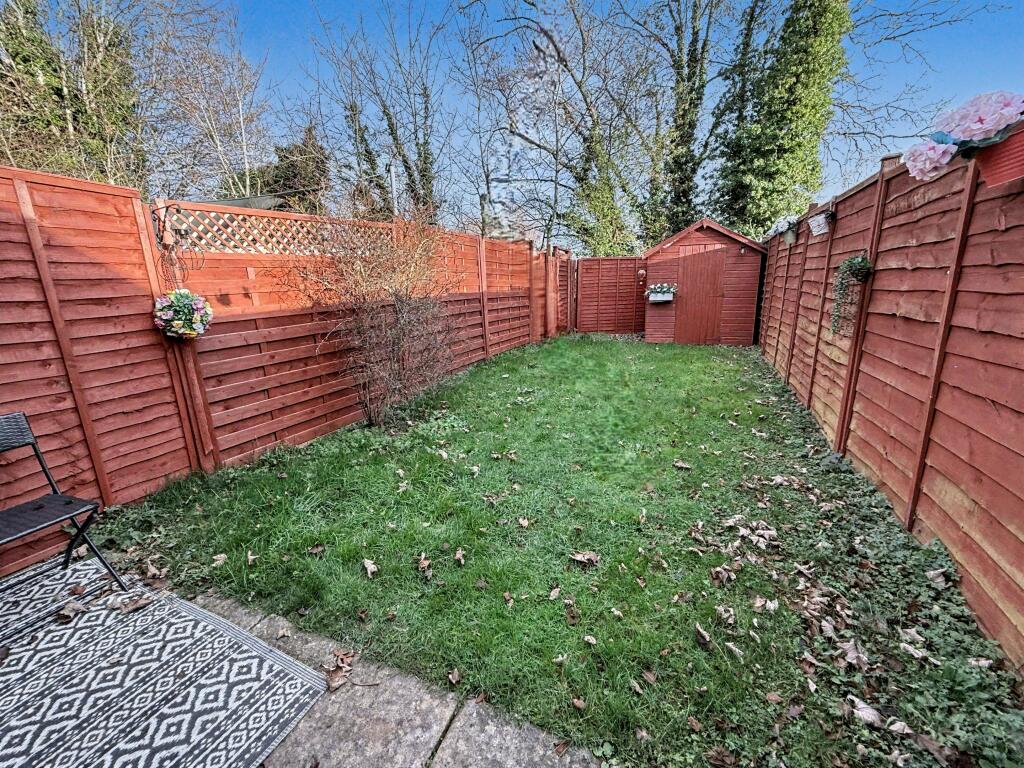 Berenger Close, Old Town, Swindon, SN3 photo 3