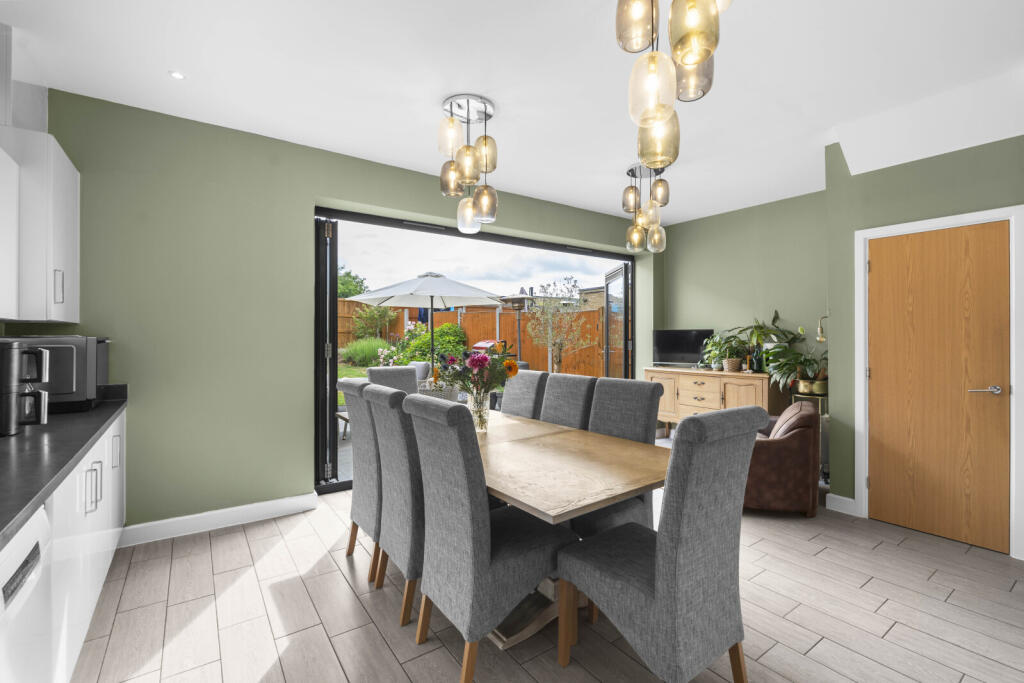 House in Harlow, Newhall - More