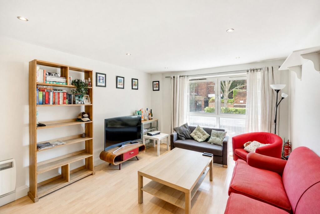 Apartment in London - View 3