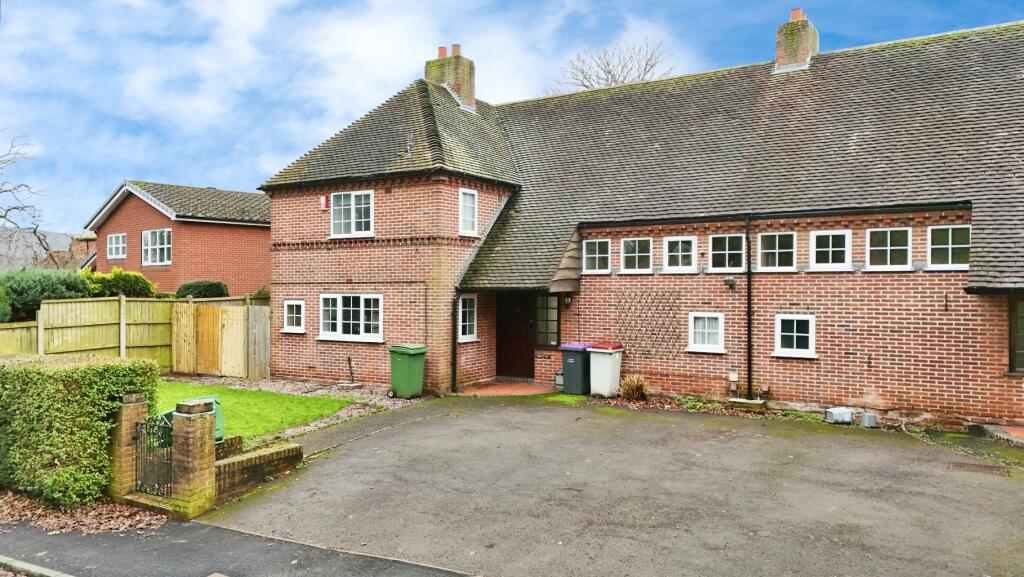 Main image of property: Mostyn, 11 Constitution Hill, Wellington, Telford, Shropshire, TF1 3BA