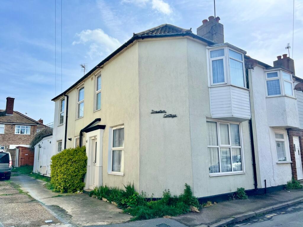 Main image of property: Alfred Terrace, Walton on the Naze, CO14