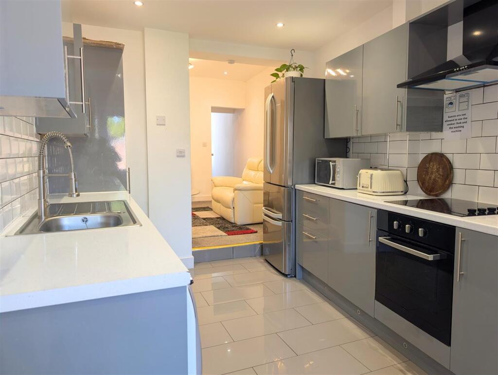 21 North Street, Castlefields, Shrewsbury, SY1 2JG - View 4
