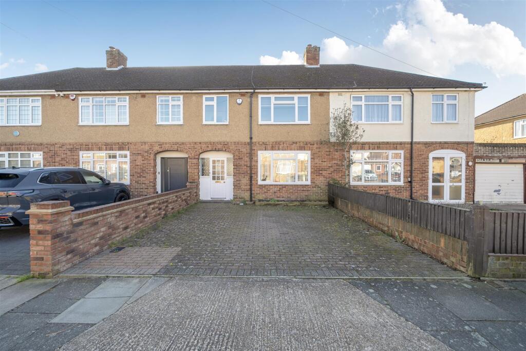 Main image of property: East Mead, Ruislip, HA4