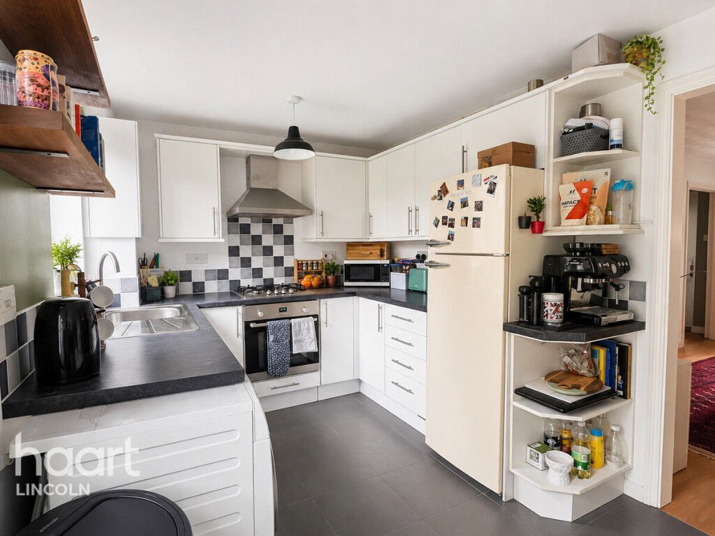 House in Lincoln, Lincolnshire - View 4