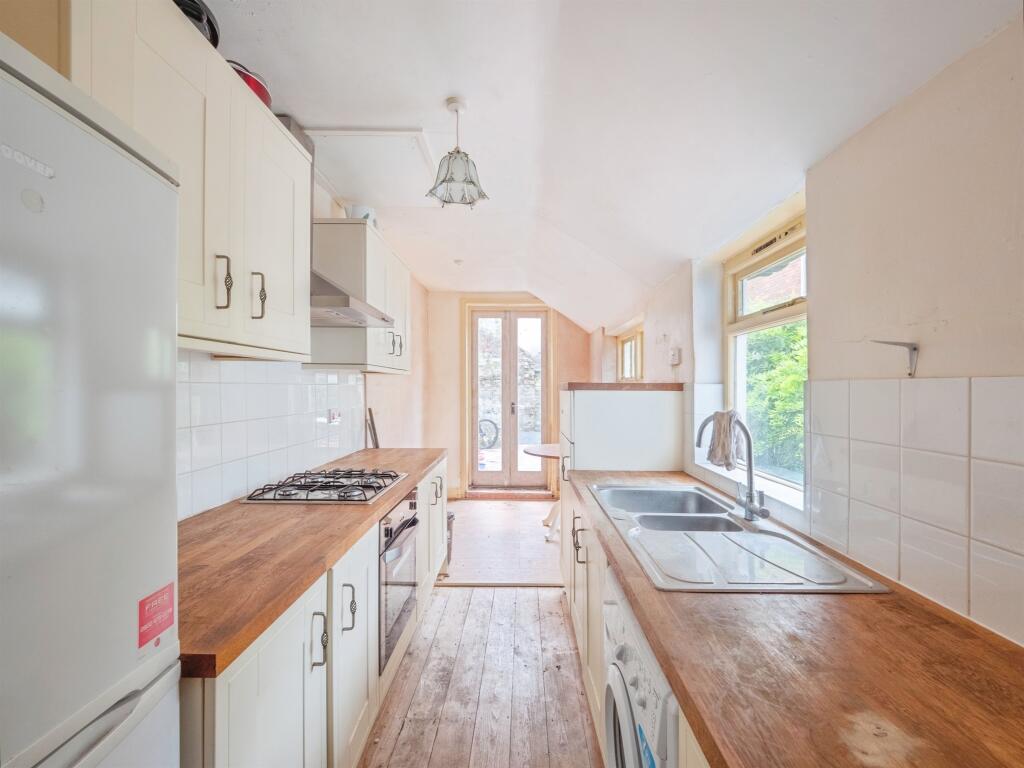House in Dorchester - View 2