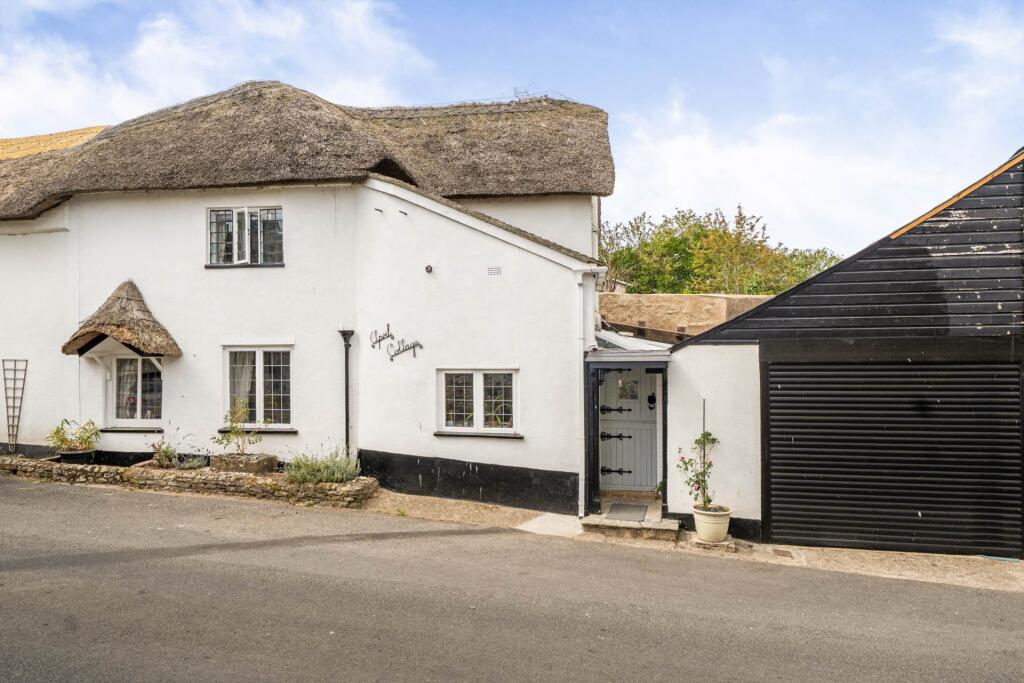 Main image of property: Hillhead, Colyton, Devon