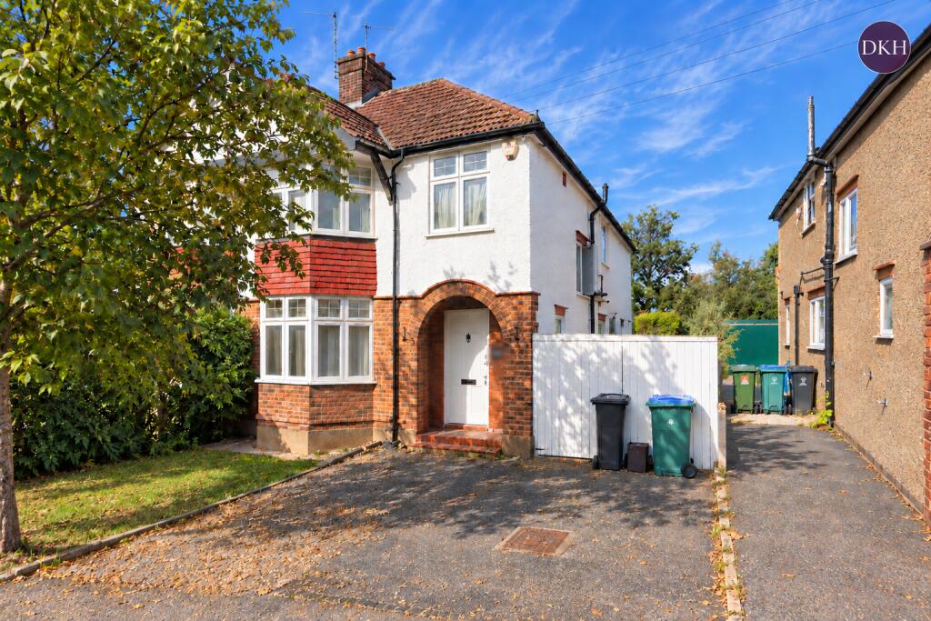 Main image of property: Cassiobury Park Avenue, Watford