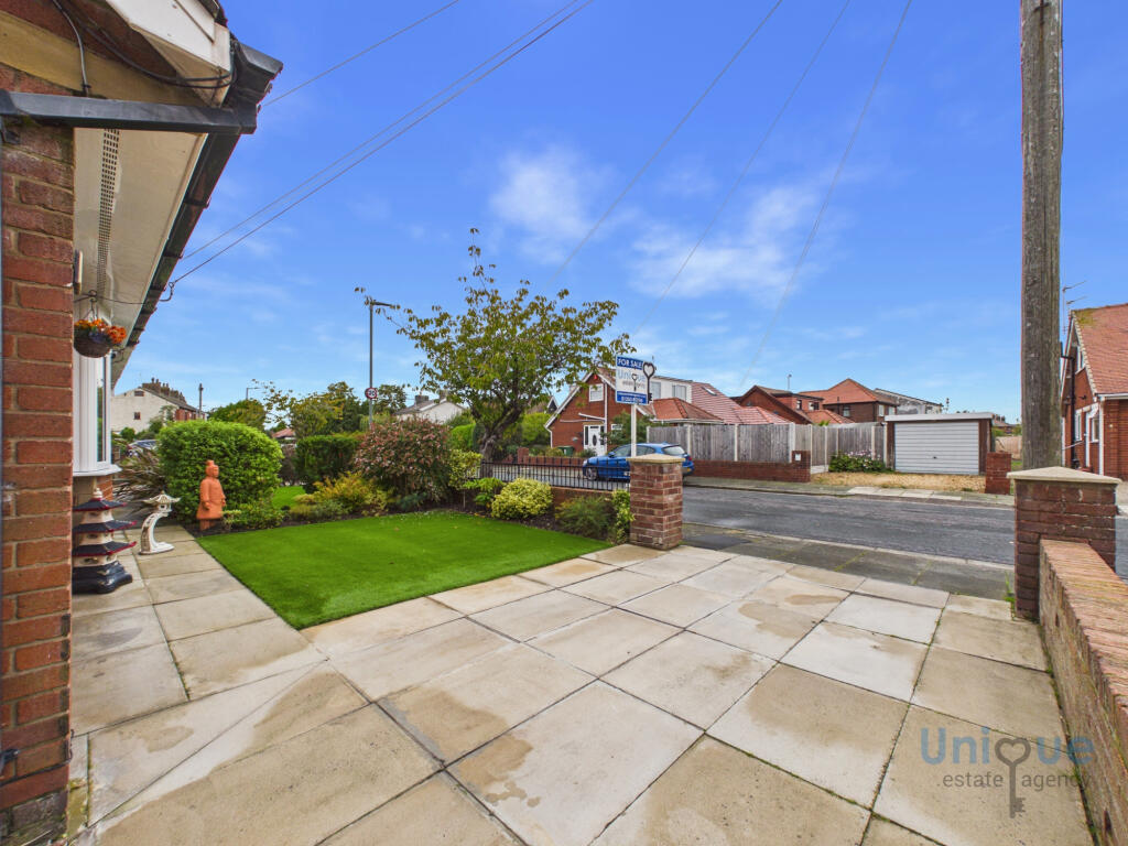Avonside Avenue,  Thornton-Cleveleys, FY5 photo 4