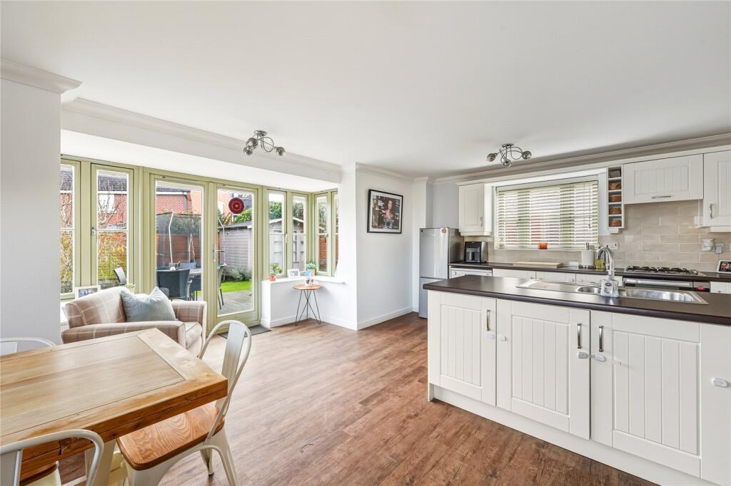Kerrison Close, Lidlington, Bedfordshire, MK43 photo 2