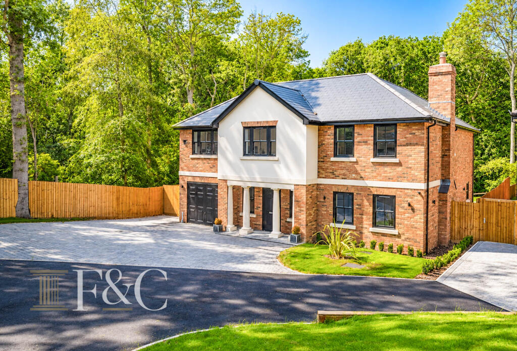 Main image of property: Private Road, Cuffley Hill, Goffs Oak 