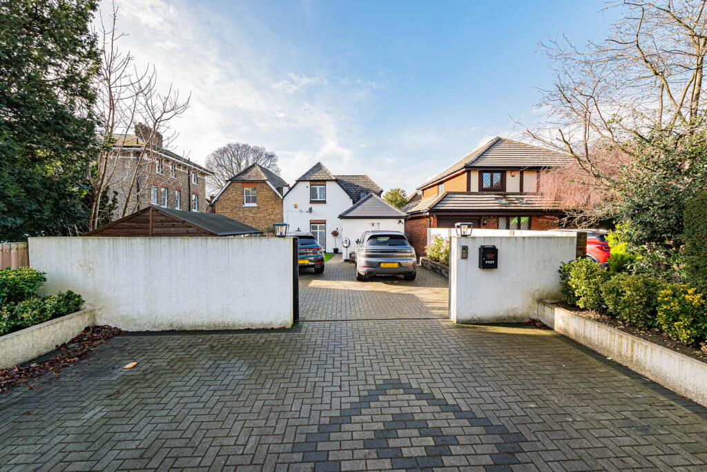House in London, Blackbrook, Bickley - View 2