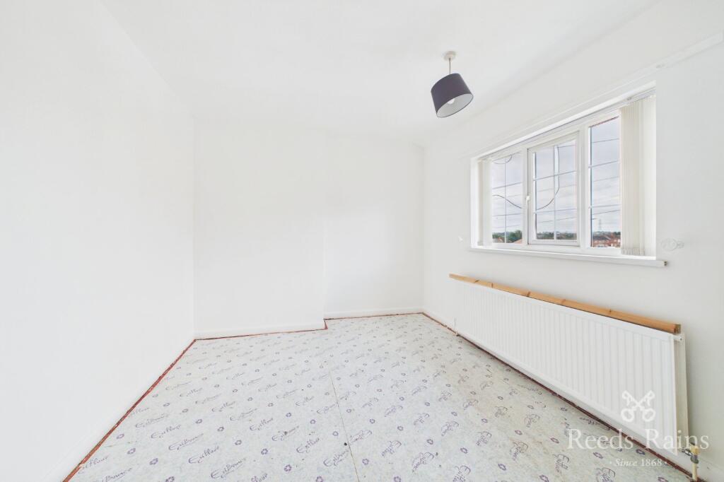 House in Wakefield - View 4