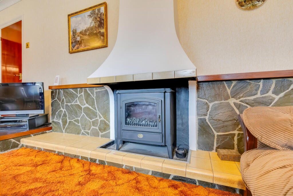 House in Cardiff, Rhiwbina Garden Village, Rhiwbina - View 6