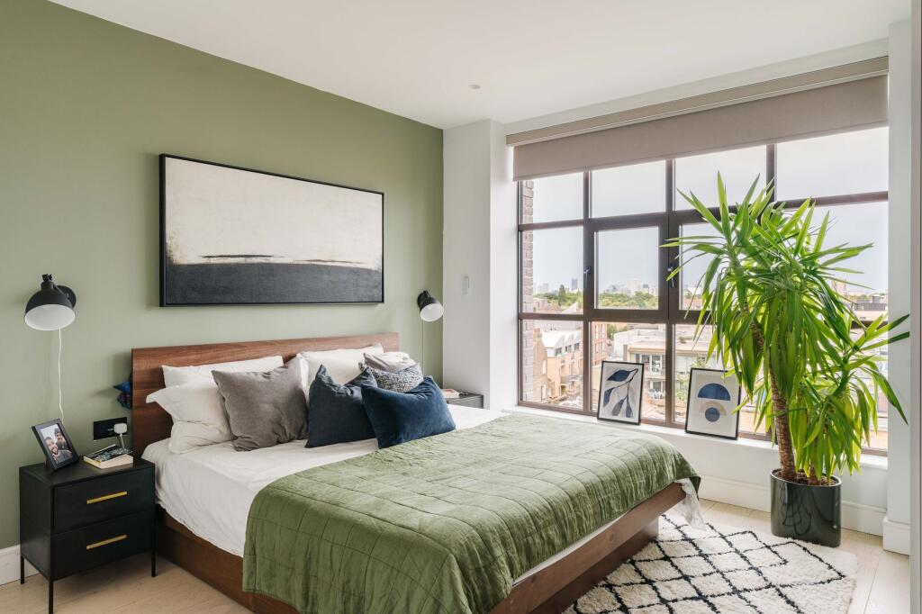Apartment in London - More