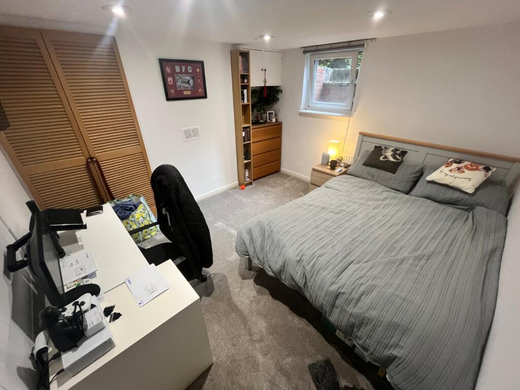 House in Leeds - View 4