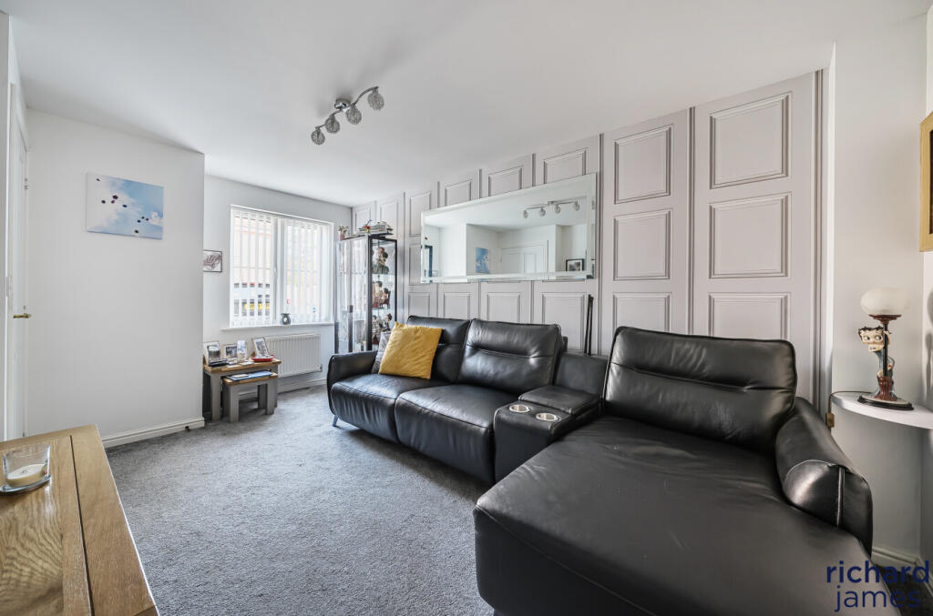 Stowell Road, Coate, Swindon, SN3 photo 2