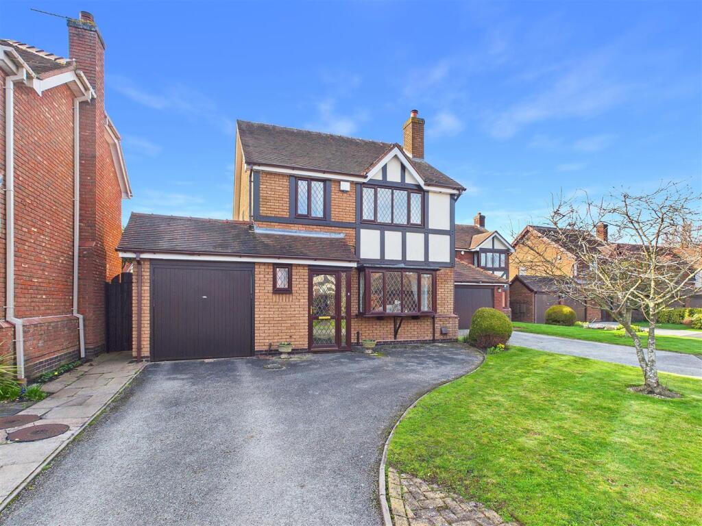 Main image of property: Essington Close, Shenstone