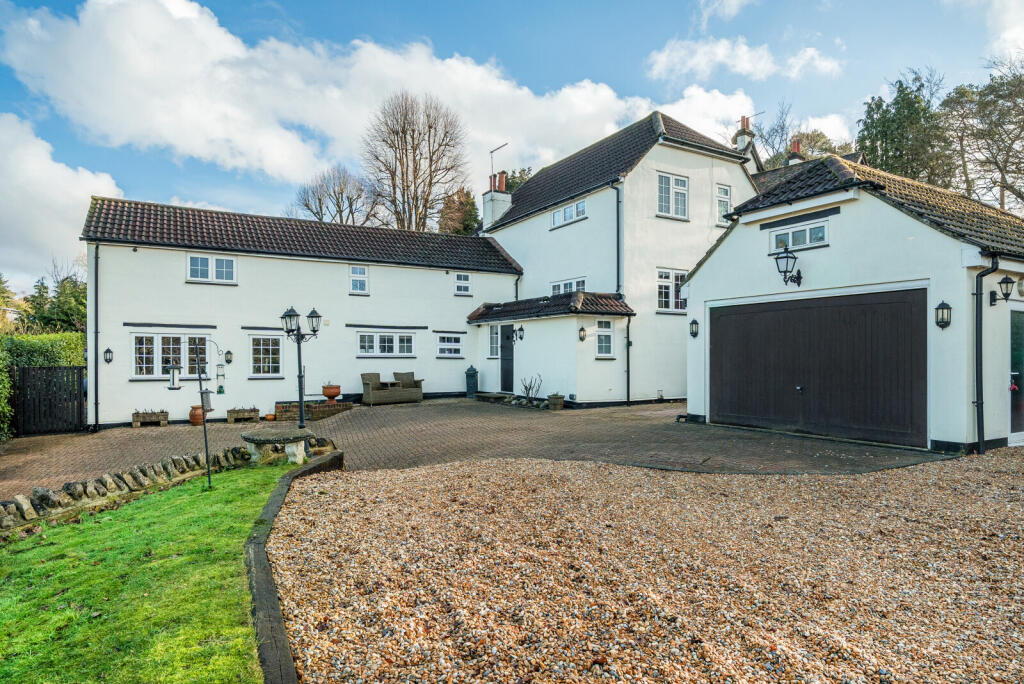 Main image of property: 4 Upper Bourne Lane, Farnham, GU10
