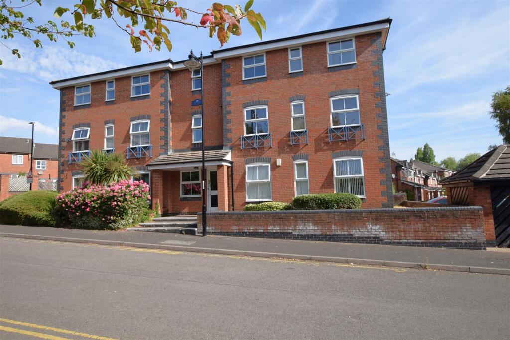 Main image of property: Drapers Fields, Canal Basin, Coventry