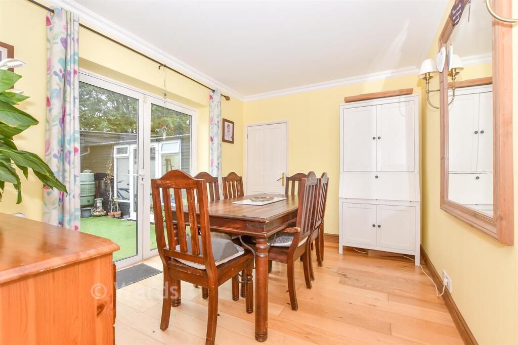 House in West Kingsdown - View 5