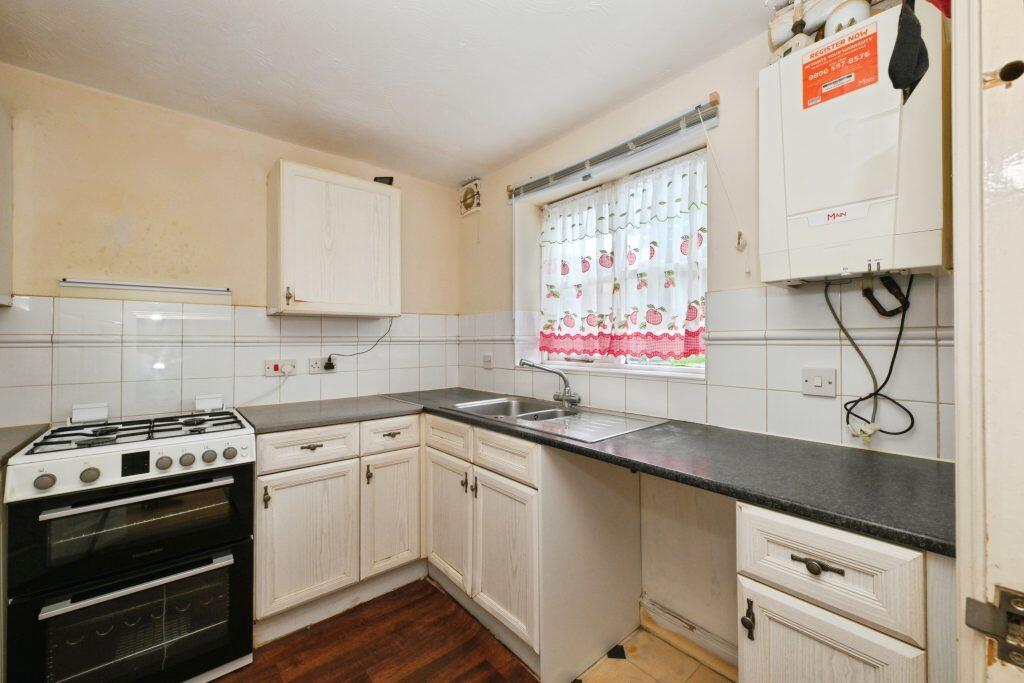 House in Enfield - View 4