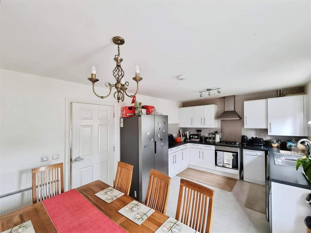 House in Dacorum, Hertfordshire - View 5